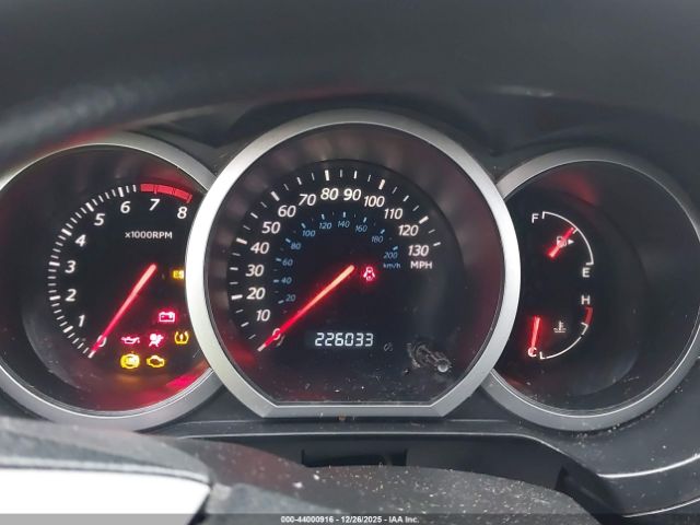 Suzuki Grand Vitara Image 2