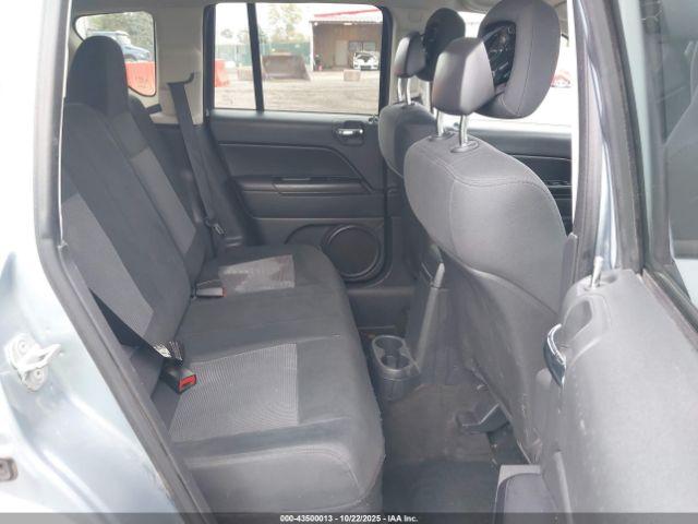 Jeep Compass Sport Image 8