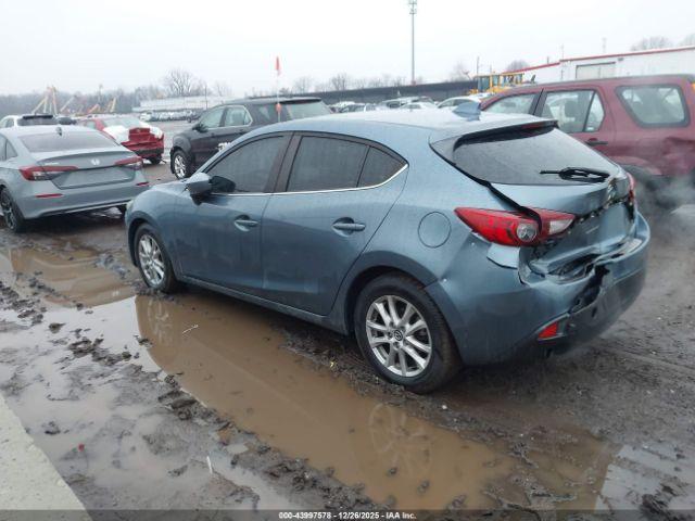 Mazda Mazda3 I Touring Image 3