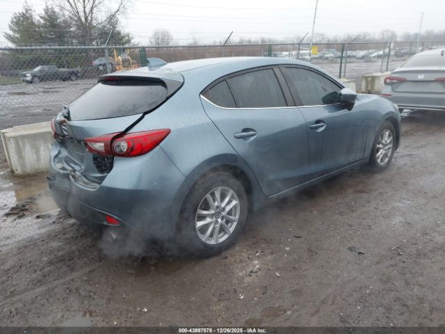 Mazda Mazda3 I Touring Image 6