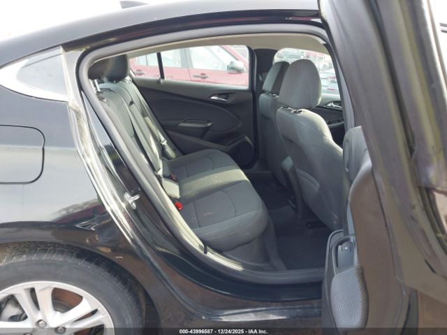 Chevrolet Cruze Lt Auto Image 8