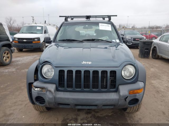 Jeep Liberty Sport Image 12