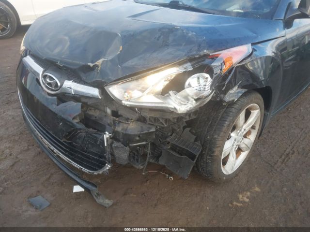 Hyundai VELOSTER Image 8