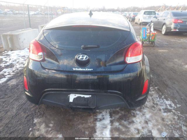 Hyundai VELOSTER Image 14