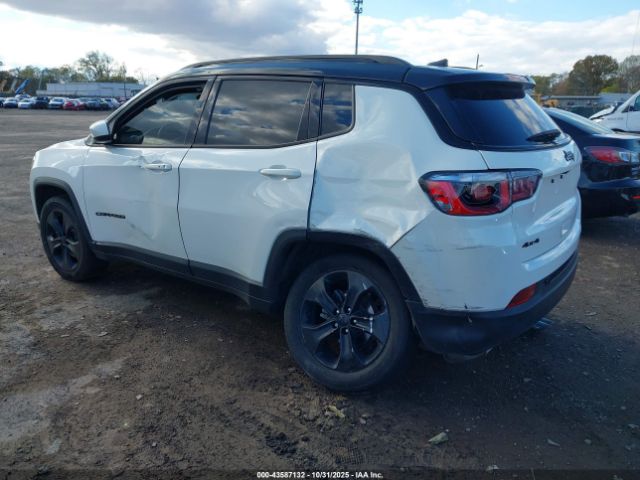 Jeep Compass Altitude 4x4 Image 11