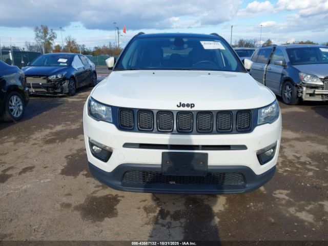 Jeep Compass Altitude 4x4 Image 6