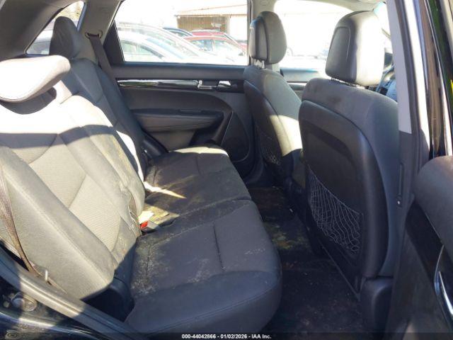 Kia Sorento Lx Image 4