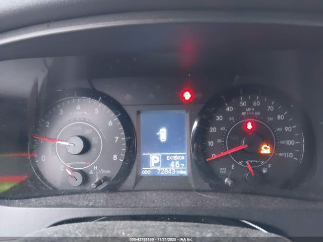 Toyota Sienna Le 8 Passenger Image 11