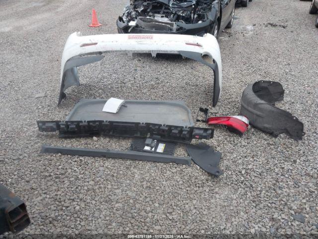 Toyota Sienna Le 8 Passenger Image 7