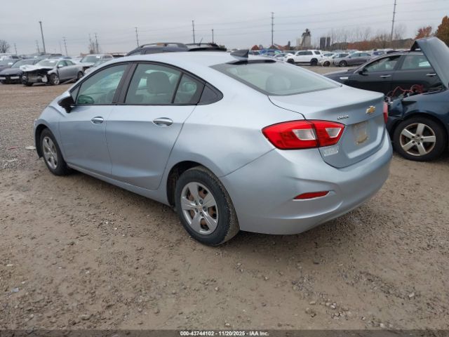 Chevrolet Cruze Ls Auto Image 5