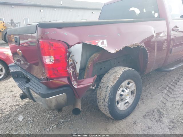 Chevrolet Silverado 2500 Ltz Image 2