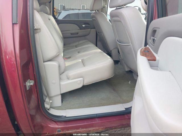 Chevrolet Silverado 2500 Ltz Image 15