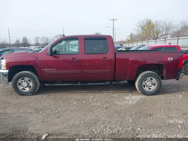 Chevrolet Silverado 2500 Ltz Image 11