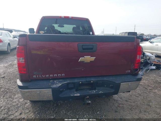 Chevrolet Silverado 2500 Ltz Image 4