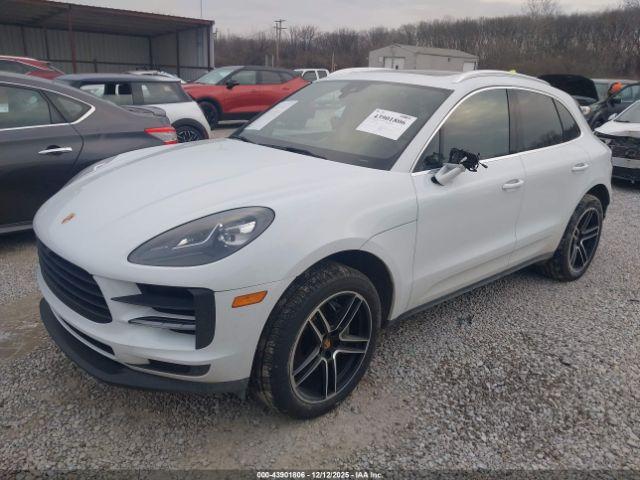 Porsche Macan S Image 3