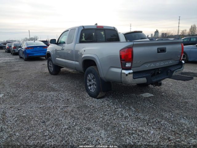 Toyota Tacoma Sr5 V6 Image 3