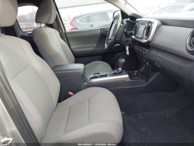 Toyota Tacoma Sr5 V6 Image 4