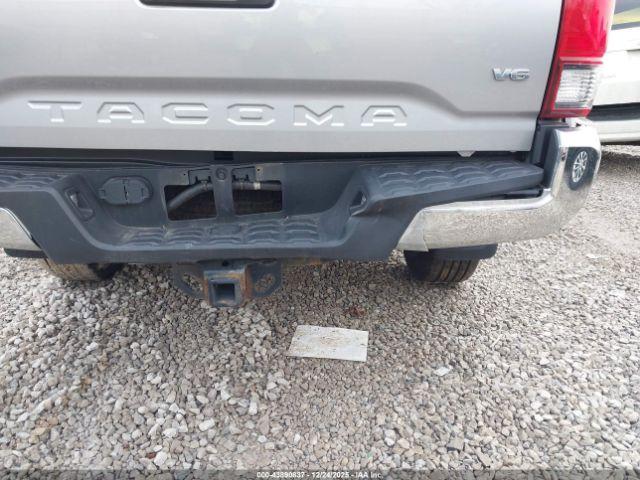 Toyota Tacoma Sr5 V6 Image 17