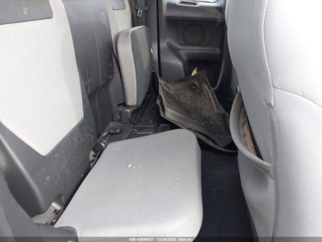 Toyota Tacoma Sr5 V6 Image 8