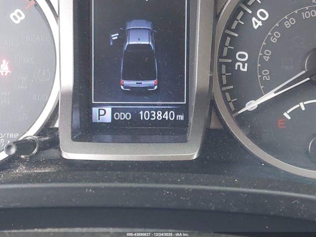 Toyota Tacoma Sr5 V6 Image 18