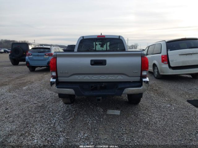 Toyota Tacoma Sr5 V6 Image 13