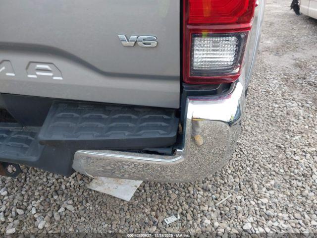 Toyota Tacoma Sr5 V6 Image 14