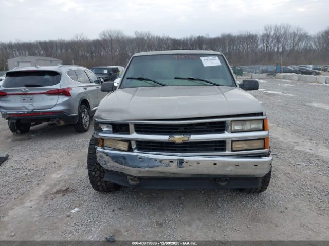 Chevrolet Tahoe Ls Image 14