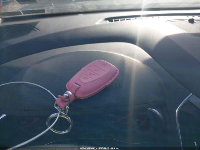 Chevrolet Cruze Lt Auto Image 3