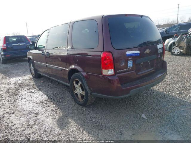 Chevrolet Uplander Ls Image 3