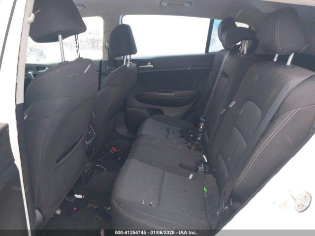Kia Sportage Lx Image 12