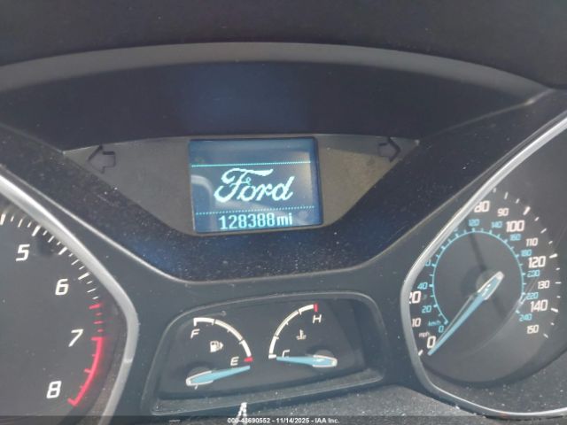 Ford Focus Se Image 11