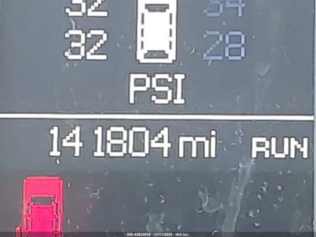 Chrysler Town & Country Touring-l Image 9