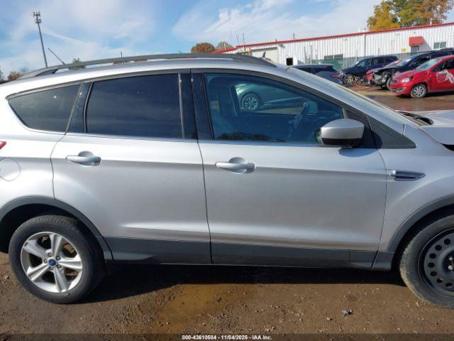 Ford Escape Se Image 9
