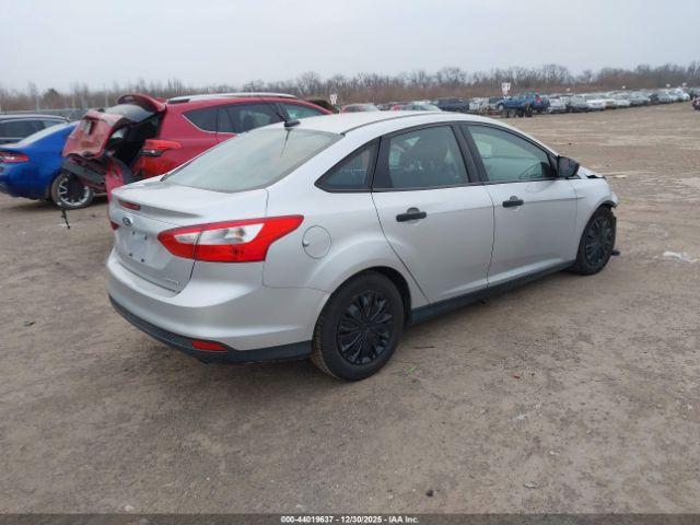 Ford Focus S Image 15