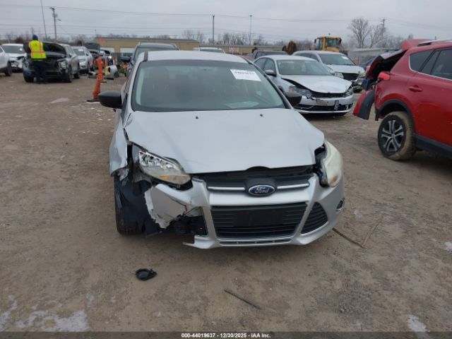 Ford Focus S Image 9