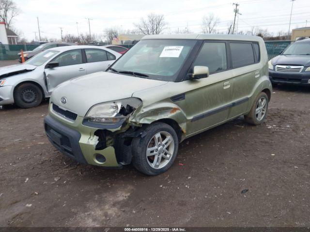 Kia Soul + Image 8
