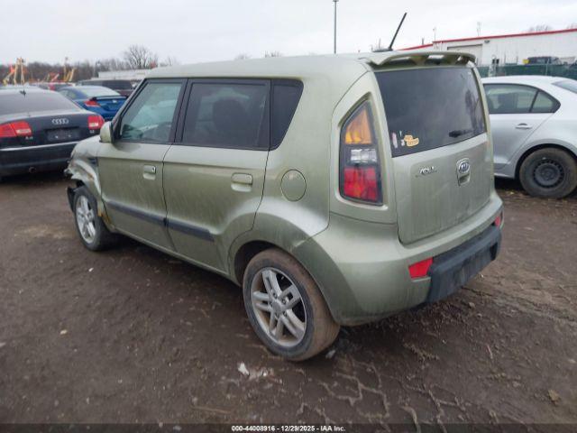 Kia Soul + Image 5
