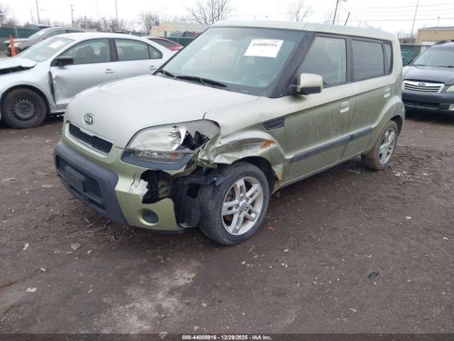 Kia Soul + Image 2