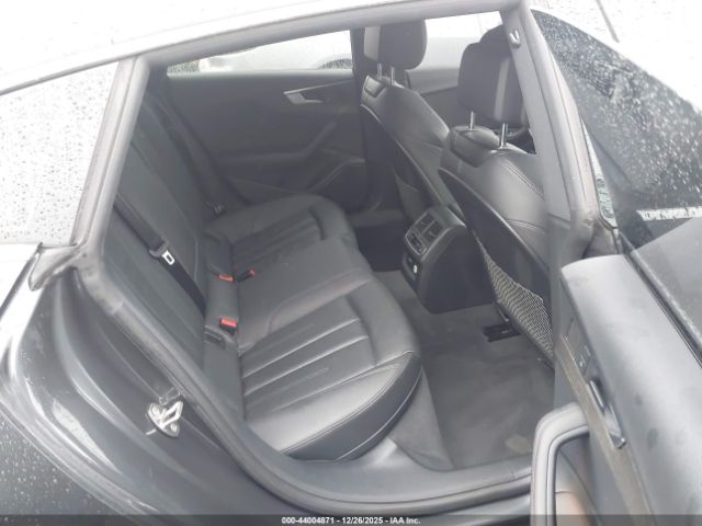 Audi A5 45 Premium Image 14