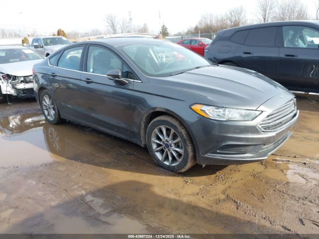 Ford Fusion Se Image 1