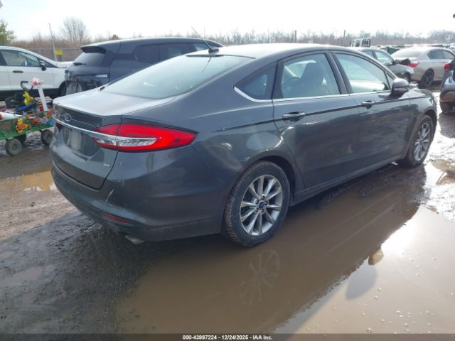 Ford Fusion Se Image 11