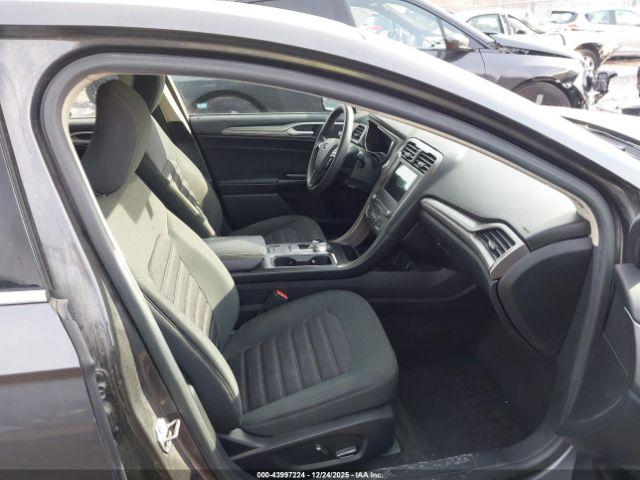 Ford Fusion Se Image 13