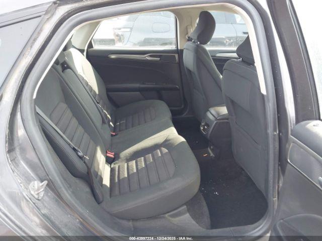 Ford Fusion Se Image 14