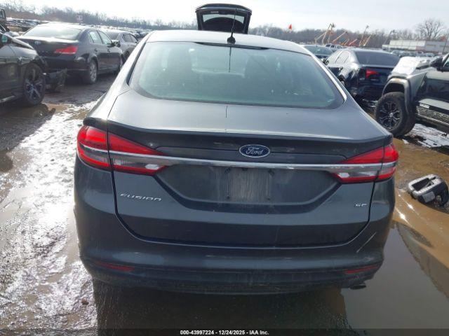 Ford Fusion Se Image 7