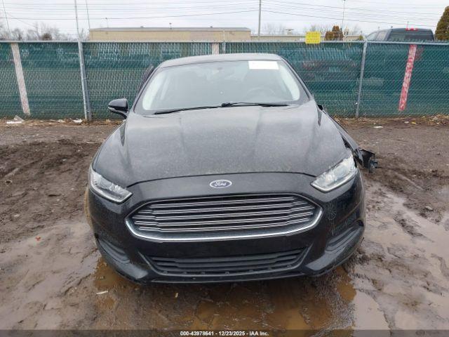 Ford Fusion Se Image 15