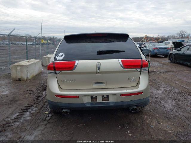 Lincoln MKX Image 13