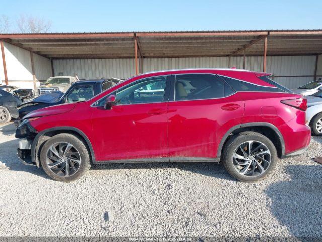 Lexus RX Image 16