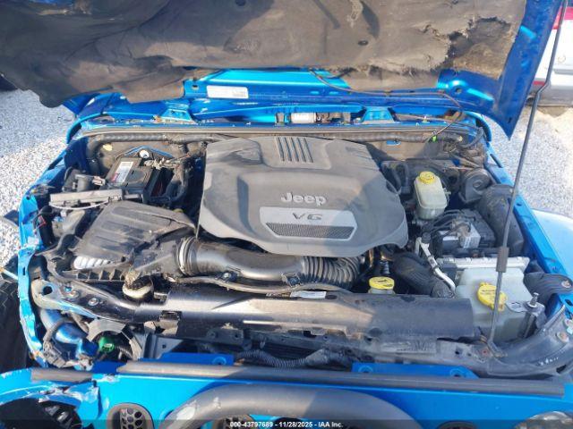 Jeep Wrangler Sahara Image 7