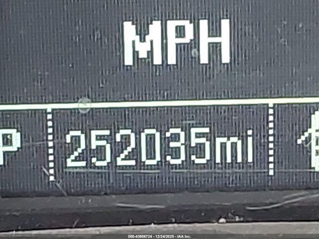 Chevrolet Silverado 2500 Wt Image 4