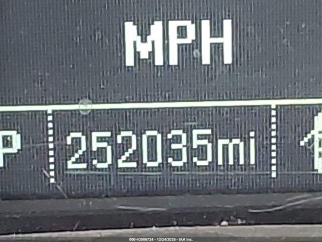 Chevrolet Silverado 2500 Wt Image 4